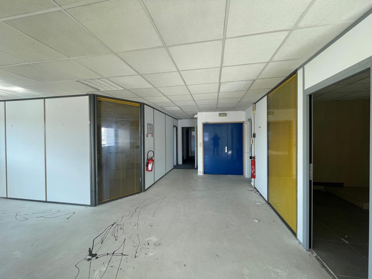 Local d'activité Vitry-sur-Seine 385m² Location local d'activité Vitry-sur-Seine Val-de-Marne OLACT2426558 10